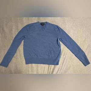 Powder Blue Banana Republic V neck sweater Small